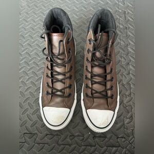 Converse lightly worn high tops